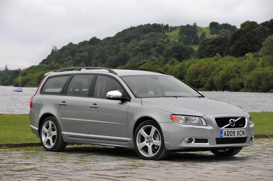  Volvo V70 R-Design 2011 года  (фото 21 из 23)